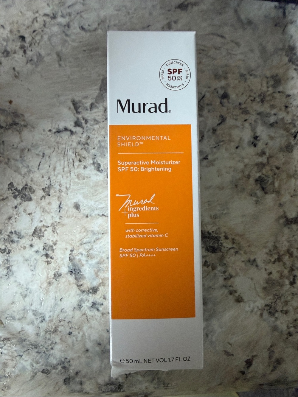Murad Superactive Moisturizer SPF 50 Brightening - Orange & White